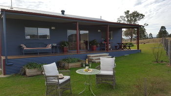 The Wattle Lodge - Palm Beach Accommodation 41