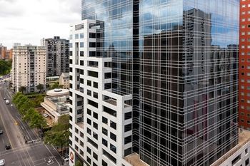 AKOM Melbourne - Palm Beach Accommodation 8