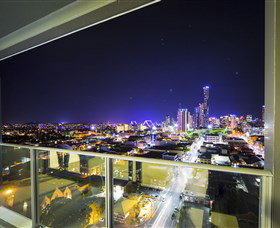 M&A Apartments - Palm Beach Accommodation 0