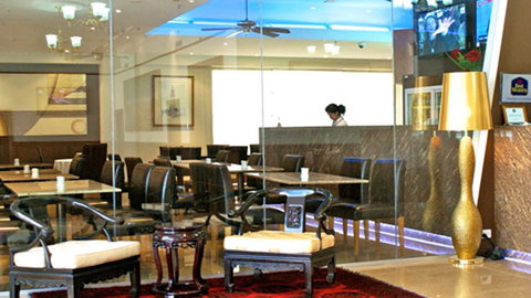 BEST WESTERN Astor Metropole Hotel And Apartments - Palm Beach Accommodation 0