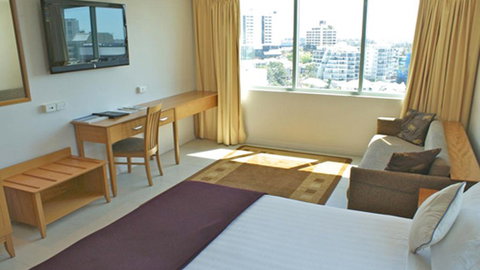BEST WESTERN Astor Metropole Hotel And Apartments - Palm Beach Accommodation 1