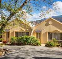 Quest Trinity House - Palm Beach Accommodation