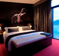 Mona Pavilions Moorilla - Palm Beach Accommodation