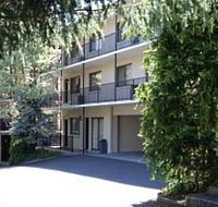 Grosvenor Court Apartments - Palm Beach Accommodation