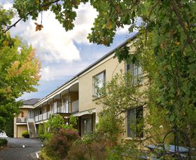 Graham Apartments - Palm Beach Accommodation 3
