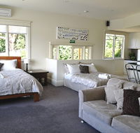 Belton House - Palm Beach Accommodation