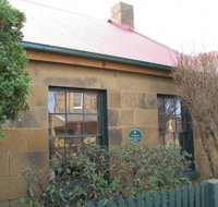 Amelia Cottage - Palm Beach Accommodation