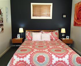 Bruny Island's Hundred Acre Hideaway - Palm Beach Accommodation 3