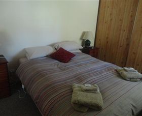 Blue Wren Tea Gardens - Palm Beach Accommodation 1