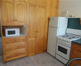 Blue Wren Tea Gardens - Palm Beach Accommodation 2