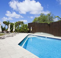 Couples Retreat Lorne Chalet - Palm Beach Accommodation