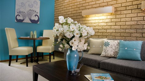 Ovens Valley Motor Inn - Palm Beach Accommodation 2