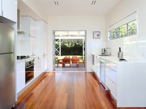 Corporate Beach House - Palm Beach Accommodation 1