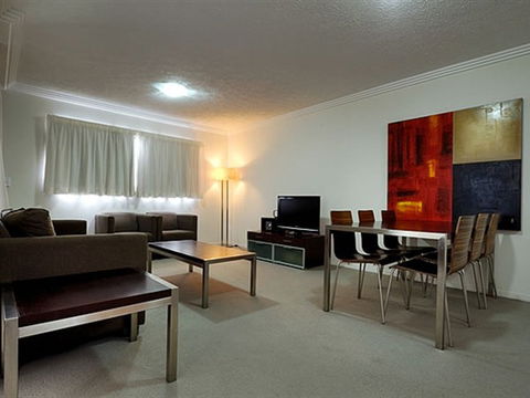 Gabba Central Apartments - Palm Beach Accommodation 0
