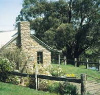 Adelaide Hills Country Cottages - Gum Tree Cottage - Palm Beach Accommodation