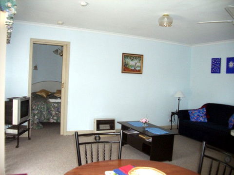Ashwood Park Bed & Breakfast - Palm Beach Accommodation 3