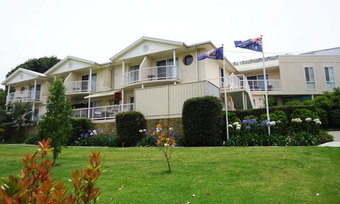 Aston Hill Motor Lodge - Palm Beach Accommodation 2