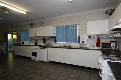 Barb's Place Guesthouse Kalgoorlie - Palm Beach Accommodation 2