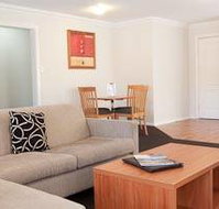 Best Western Charles Sturt Suites  Apartments - Palm Beach Accommodation