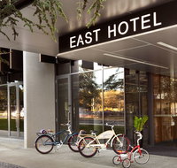 East Hotel and Apartments - Palm Beach Accommodation