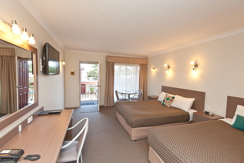 Econolodge Heritage Inn - Palm Beach Accommodation 1