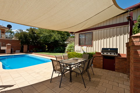 Econolodge Heritage Inn - Palm Beach Accommodation 5