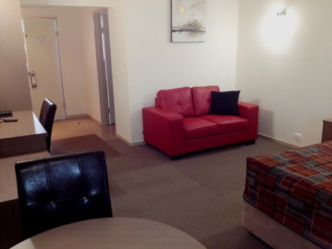 Econolodge Heritage Inn - Palm Beach Accommodation 8