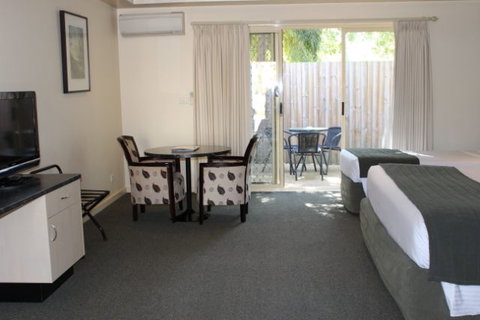 Fairways Resort - Palm Beach Accommodation 4