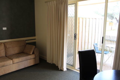 Fairways Resort - Palm Beach Accommodation 3