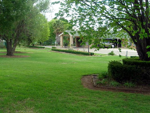 Golfview Motor Inn - Palm Beach Accommodation 0