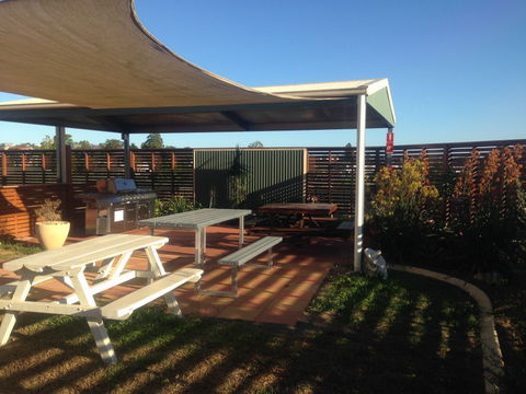 Gympie Caravan Park - Queens Park - Palm Beach Accommodation 0