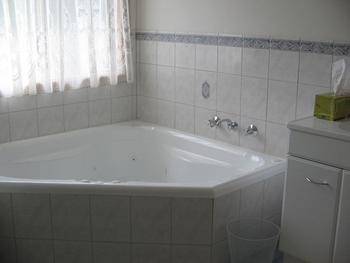 South East And Limestone Coast SA Palm Beach Accommodation