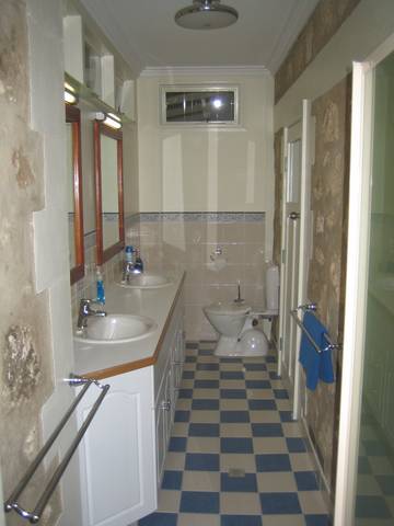 MacDonnell House (Naracoorte Cottages) - Palm Beach Accommodation 1