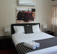Merredin Motel  Gumtree Restaurant - Palm Beach Accommodation
