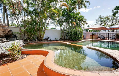 Ibis Styles Cairns - Palm Beach Accommodation 4