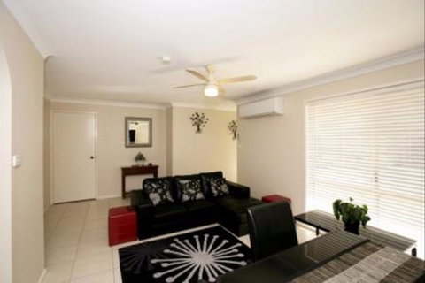 Central Wagga Apartments: Wynyard On Forsyth - Palm Beach Accommodation 4