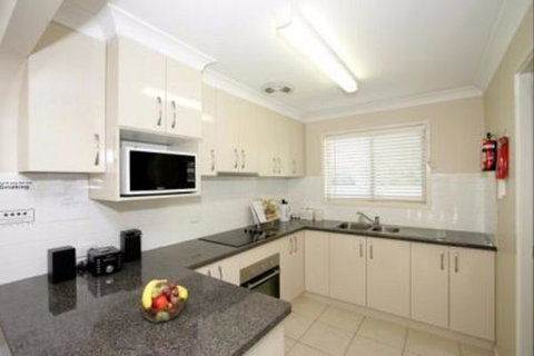 Central Wagga Apartments: Wynyard On Forsyth - Palm Beach Accommodation 6