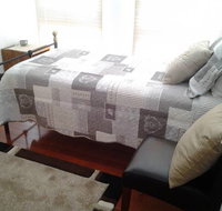 The Pommy Tree Bed  Breakfast - Palm Beach Accommodation