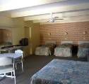Spanish Lantern Motor Inn Parkes - Palm Beach Accommodation