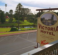 Victoria Hotel - Palm Beach Accommodation