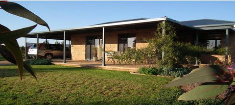 Welcome Cottage Executive Serviced Accommodation - Palm Beach Accommodation 0
