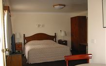 Country Comfort Tumut Valley Motel - Tumut - Palm Beach Accommodation 0