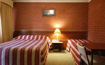 Junction Motor Inn - Wagga Wagga - Palm Beach Accommodation 0