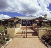 Harrigan's Irish Pub and Accommodation - Palm Beach Accommodation