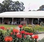 Between The Bays Retreat - Palm Beach Accommodation