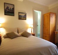 Ashfield Manor - Palm Beach Accommodation