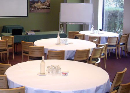 Best Western The Tudor Box Hill - Palm Beach Accommodation 2
