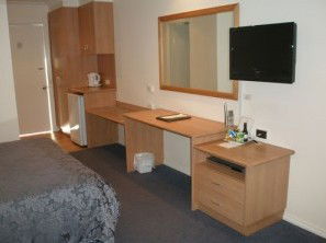 Bushmans Motor Inn - Palm Beach Accommodation 3