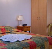 Cambridge Hotel Motel - Palm Beach Accommodation