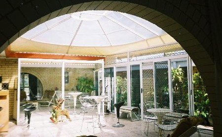 Isle Of Capri QLD Palm Beach Accommodation